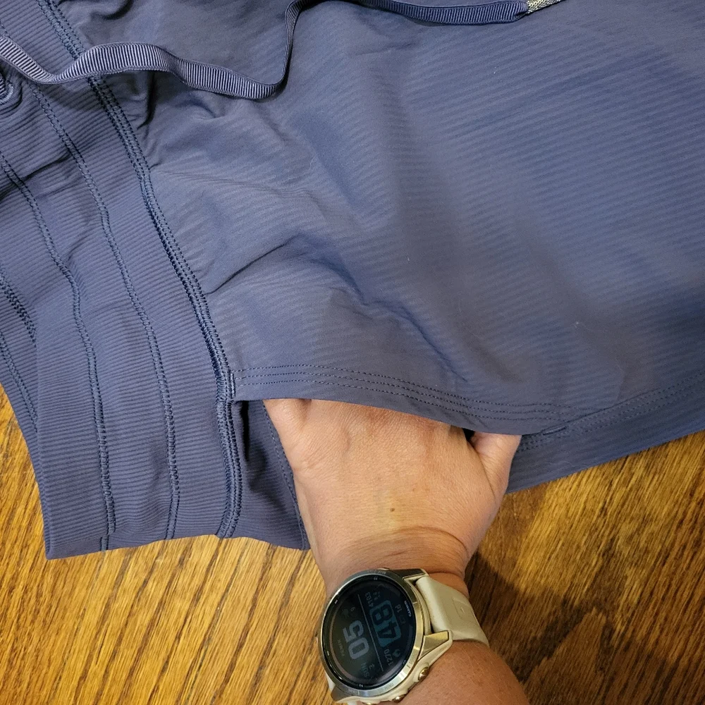 Lululemon Dance Studio Crop II Size 10 Blue Greyvy - Picture 6 of 8